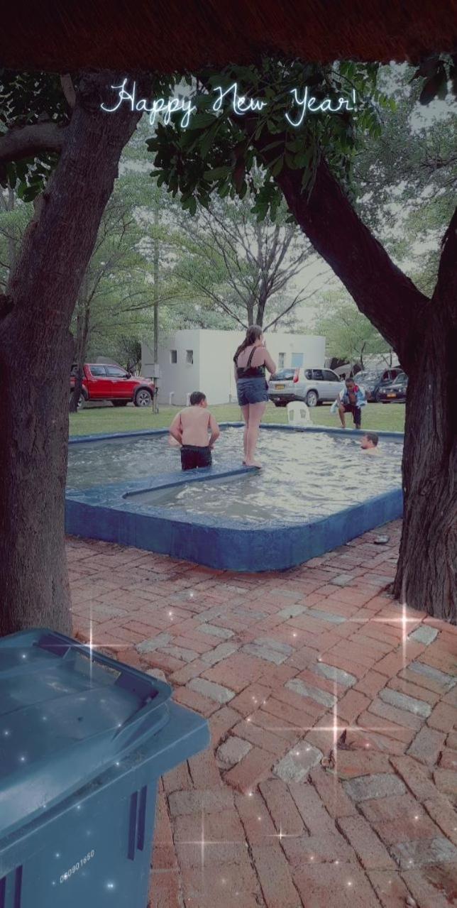 רונדו Camp Hogo Kavango מראה חיצוני תמונה